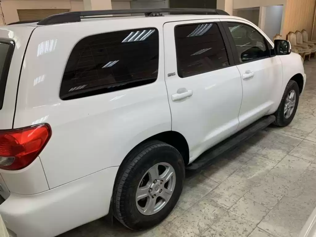 مستعملة Toyota Sequoia للبيع في دمشق #20179 - 1  صورة 
